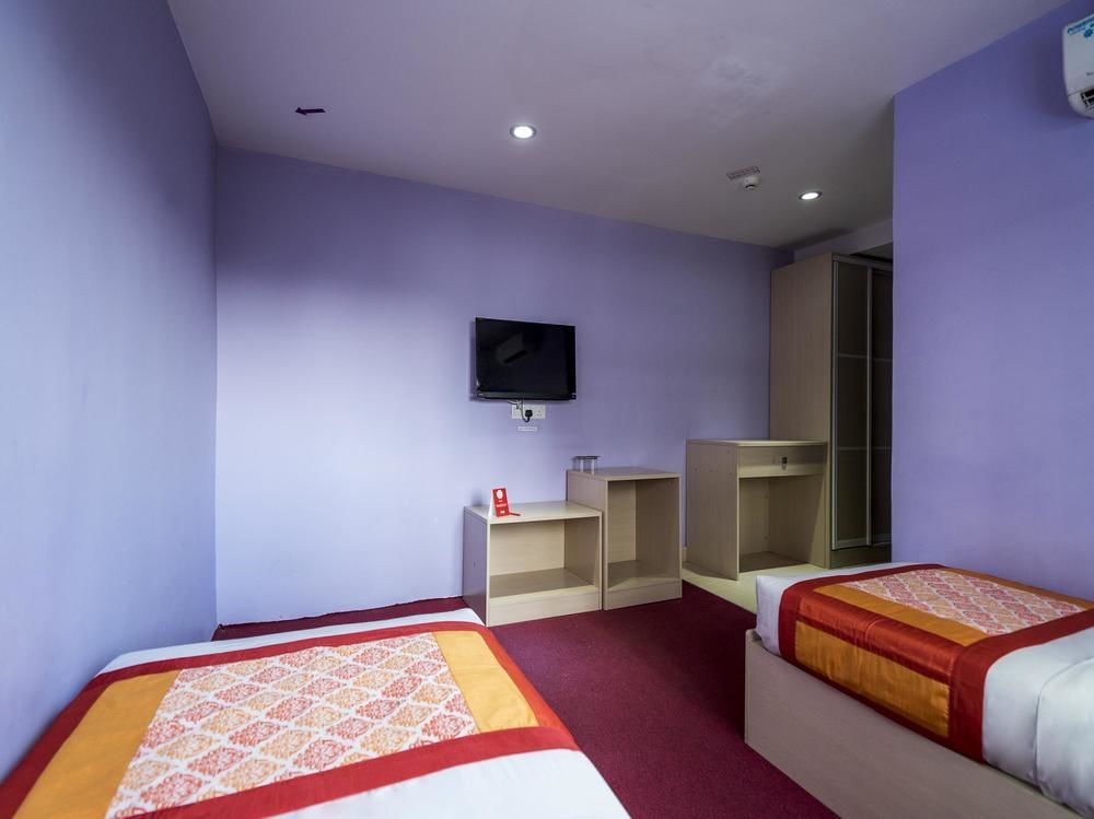 Oyo 280 Hotel Dragon Inn 吉隆坡 外观 照片