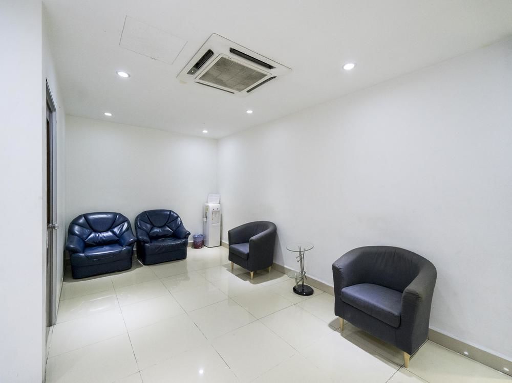 Oyo 280 Hotel Dragon Inn 吉隆坡 外观 照片