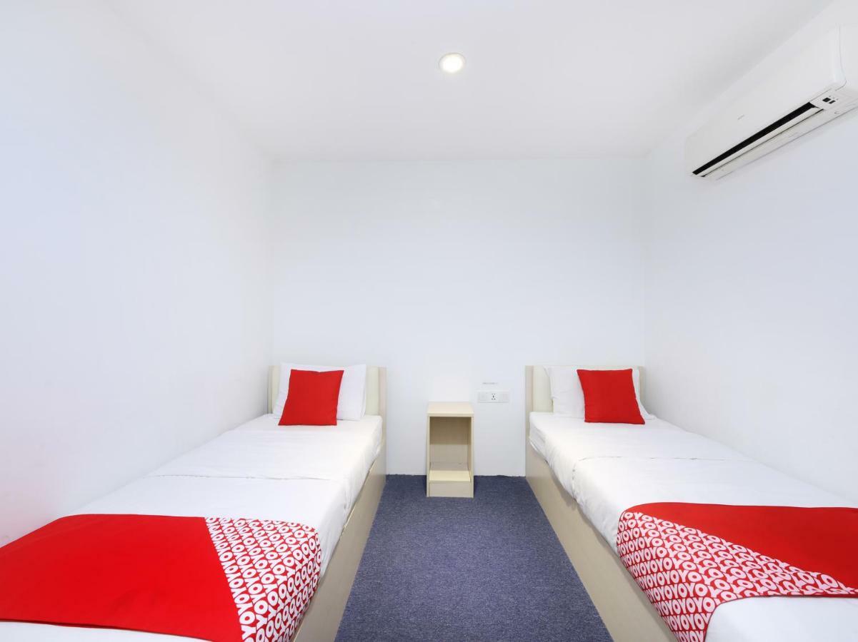 Oyo 280 Hotel Dragon Inn 吉隆坡 外观 照片