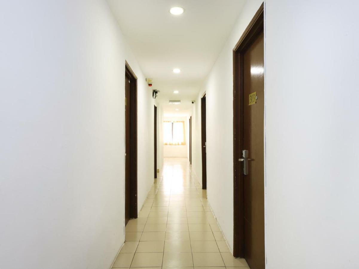 Oyo 280 Hotel Dragon Inn 吉隆坡 外观 照片
