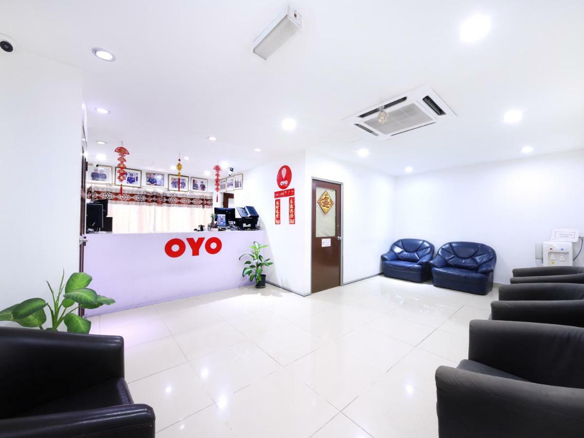 Oyo 280 Hotel Dragon Inn 吉隆坡 外观 照片