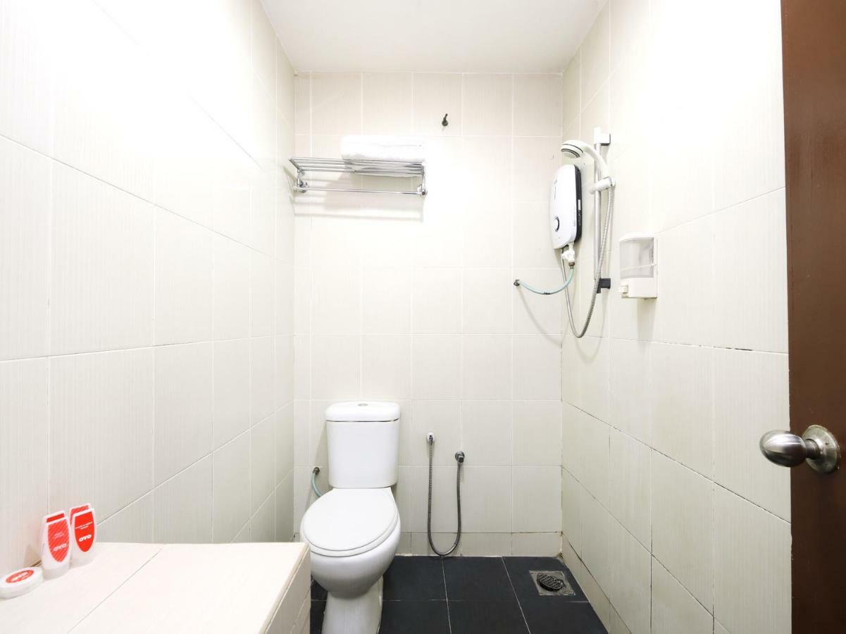 Oyo 280 Hotel Dragon Inn 吉隆坡 外观 照片
