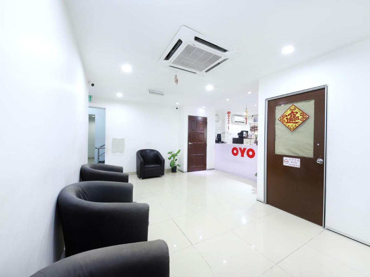 Oyo 280 Hotel Dragon Inn 吉隆坡 外观 照片